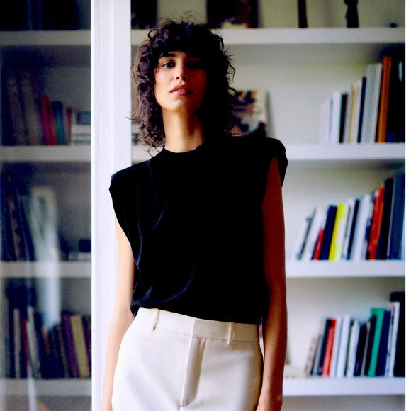 Zara Tops - NWT Zara black top with shoulder pads size small